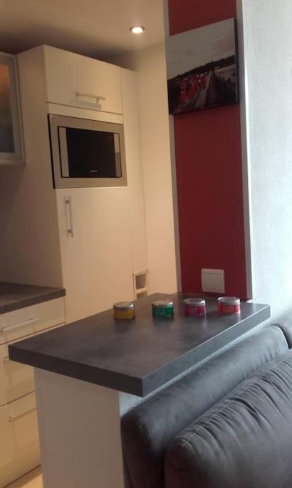 Апартаменты Charmant Studio Cosy Ideal Pour Escapade Amoureuse Палава-ле-Фло Экстерьер фото
